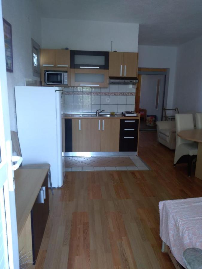 Apartment Busljeta Starigrad Paklenica Exterior foto